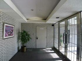 15/16 エントランス