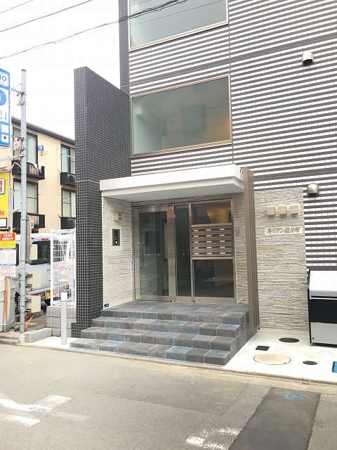 29/30 エントランス