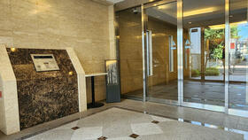 13/13 エントランス