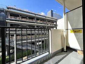 14/16 バルコニー