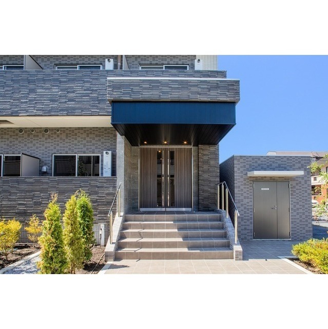 5/8 エントランス