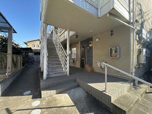 2/5 エントランス