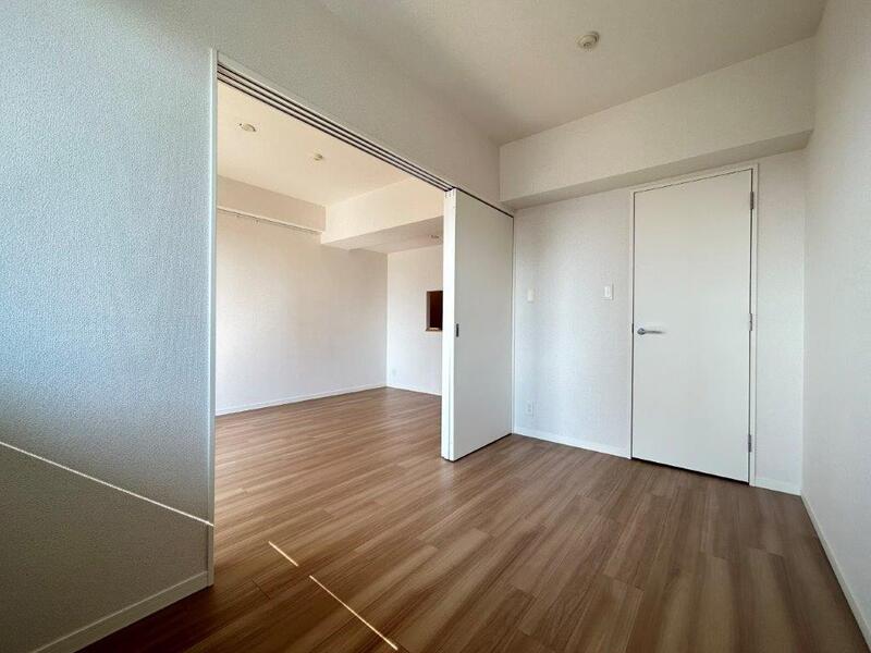 17/19 エントランス