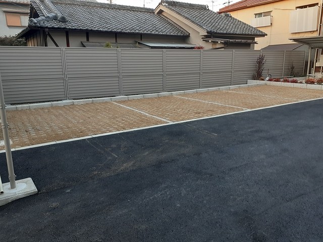 14/20 駐車場
