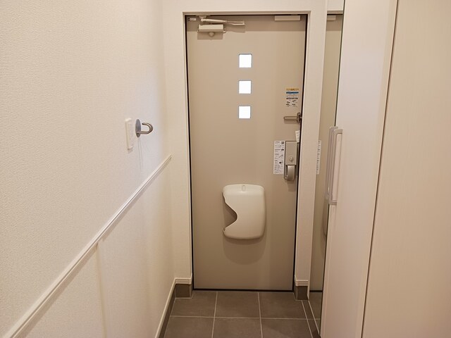 13/30 玄関