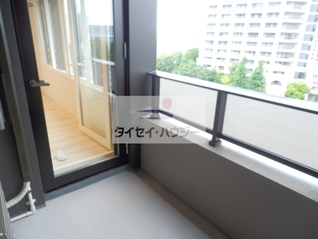 15/18 バルコニー