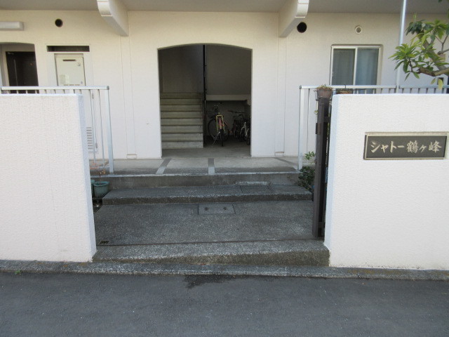 2/4 エントランス