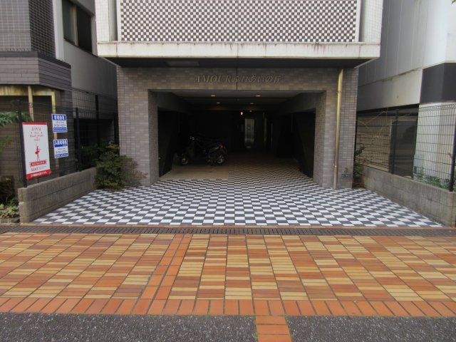 15/25 エントランス