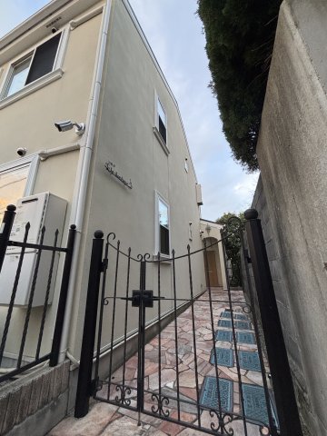 2/2 エントランス