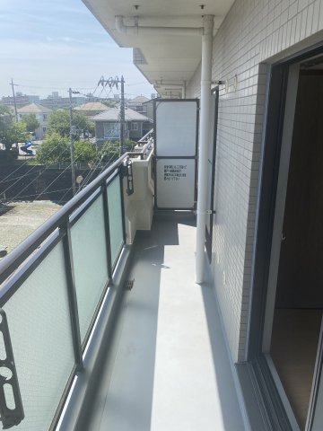 21/26 バルコニー