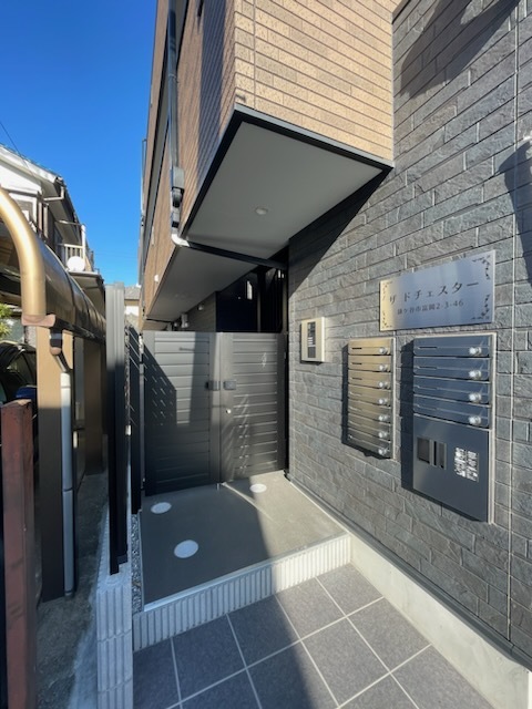 29/29 エントランス