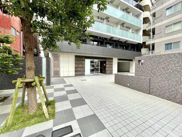 15/27 エントランス