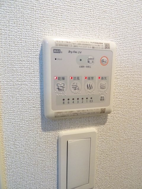 18/24 エントランス