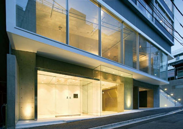 14/15 エントランス