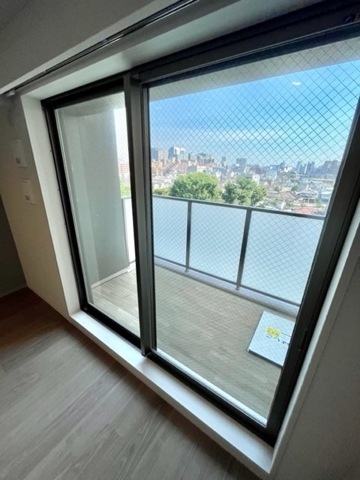 18/25 バルコニー