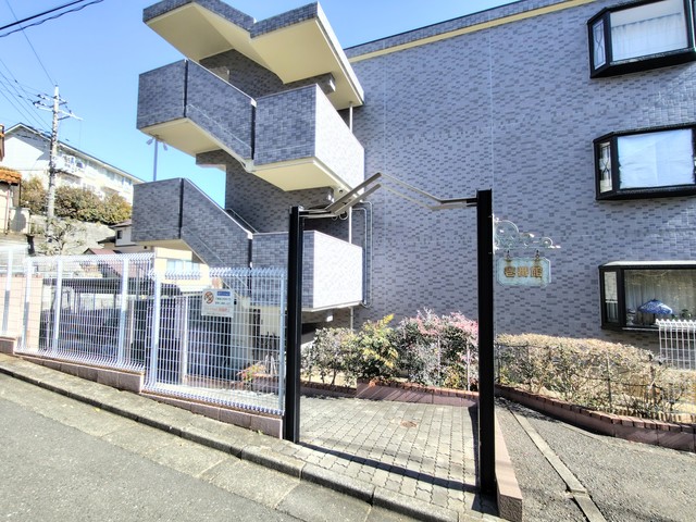 19/20 エントランス