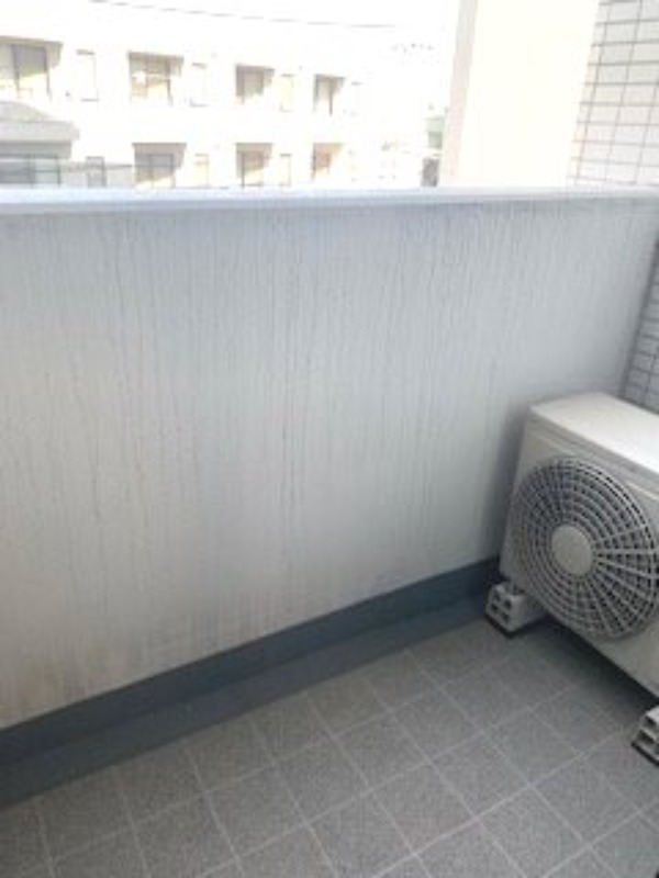 14/20 バルコニー