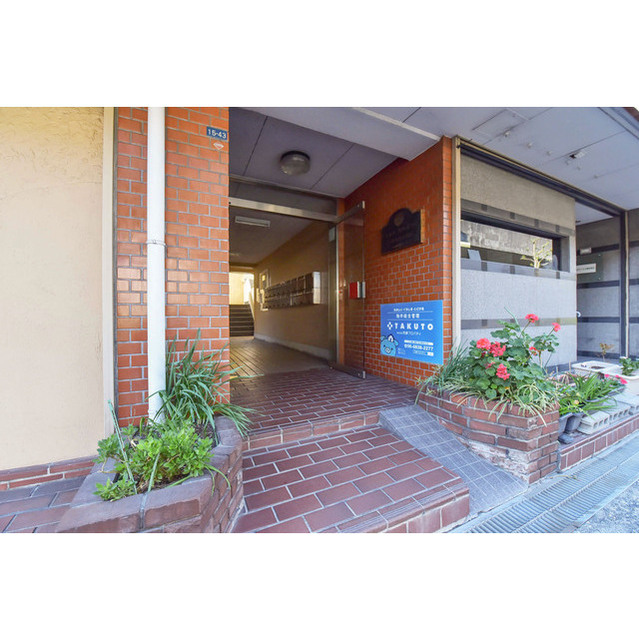 4/5 エントランス