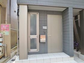 3/3 エントランス