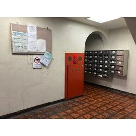 2/4 エントランス