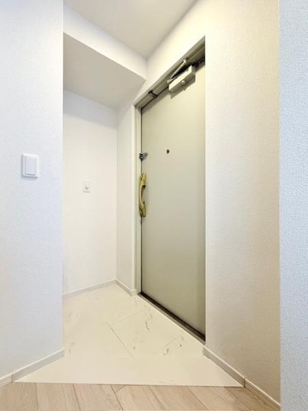 13/29 玄関