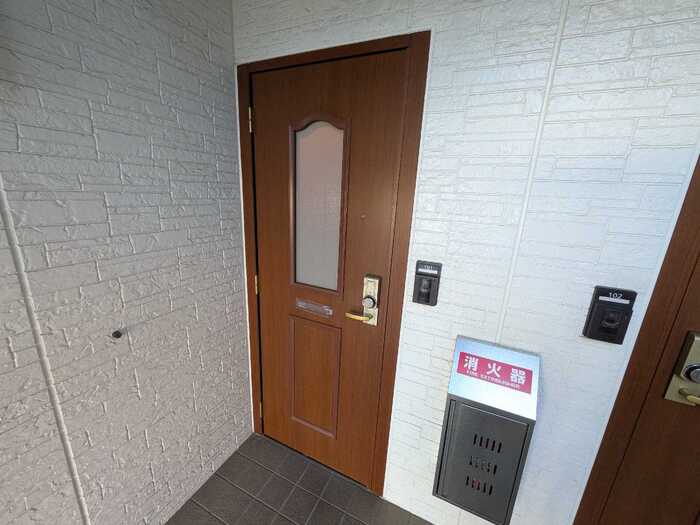 2/5 エントランス