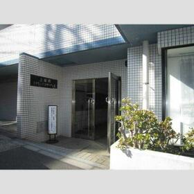 5/5 エントランス