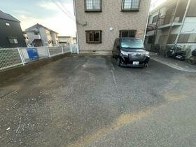 13/13 エントランス