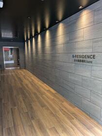 16/24 エントランス