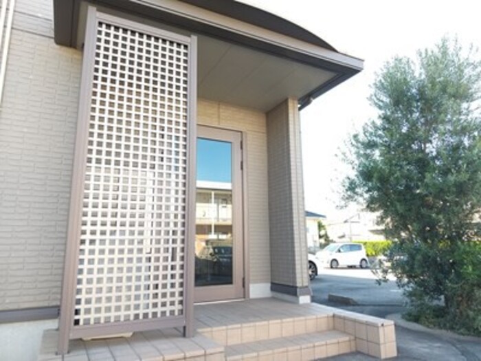 2/5 エントランス