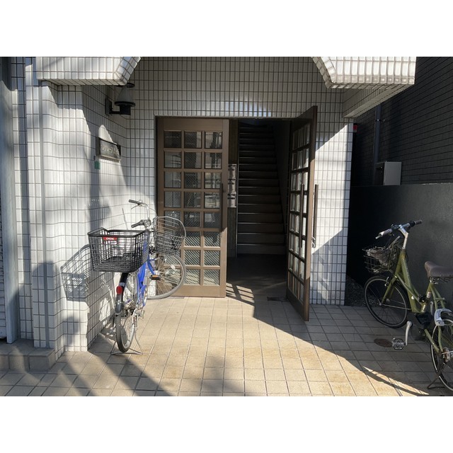 21/21 エントランス