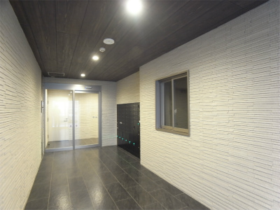 13/21 エントランス