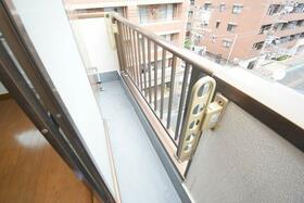 13/16 バルコニー