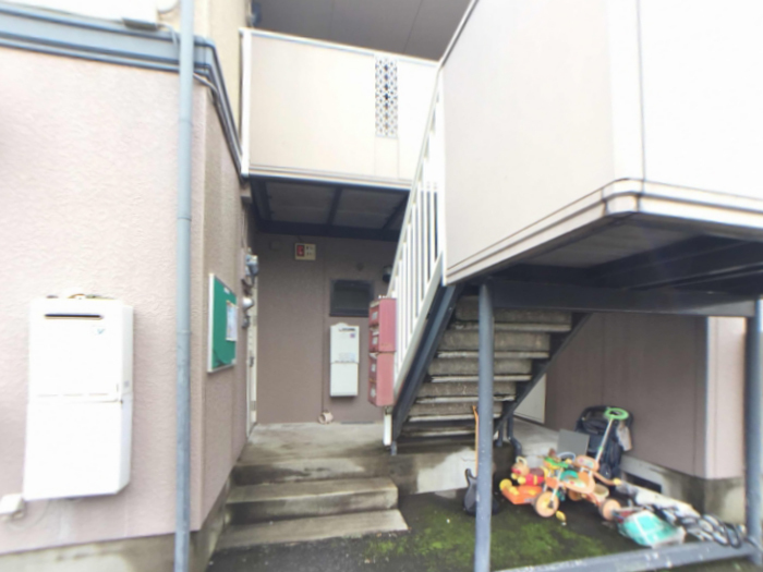 19/28 エントランス