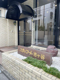 16/16 エントランス