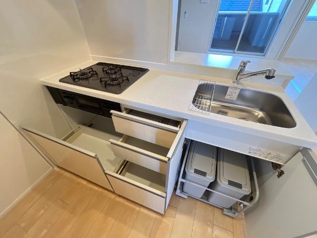 16/30 キッチン