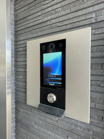 14/16 エントランス