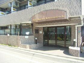 15/15 エントランス