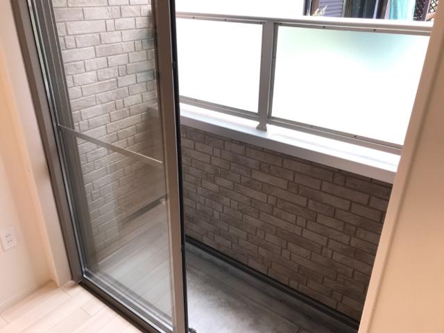 20/27 バルコニー