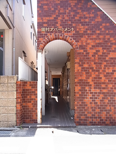 2/3 エントランス