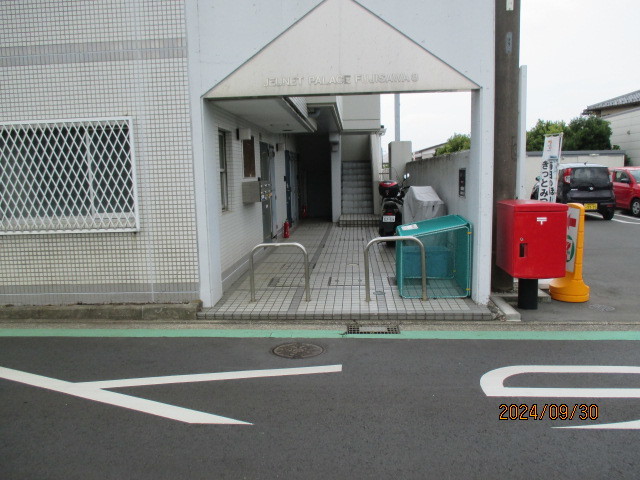 26/26 エントランス