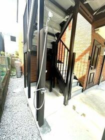 16/16 エントランス