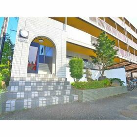 3/4 エントランス