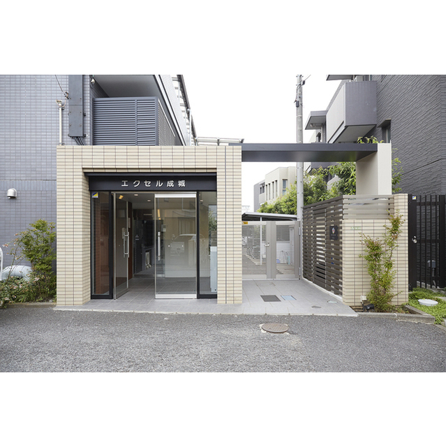 18/18 エントランス