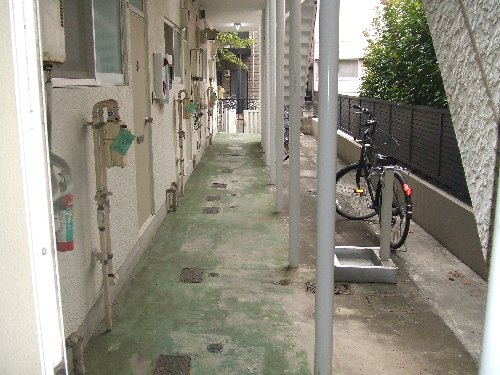 20/29 エントランス