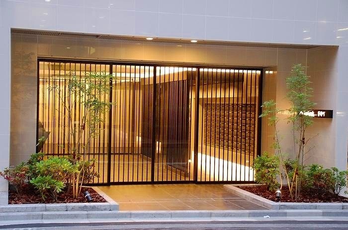 2/5 エントランス