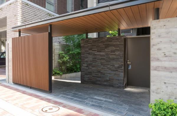 2/3 エントランス