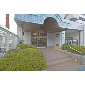 4/5 エントランス