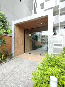 3/3 エントランス