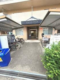 4/5 エントランス